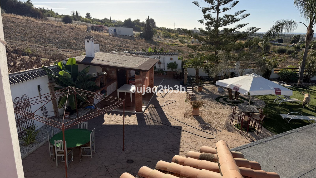 Plot for Sale in Estepona