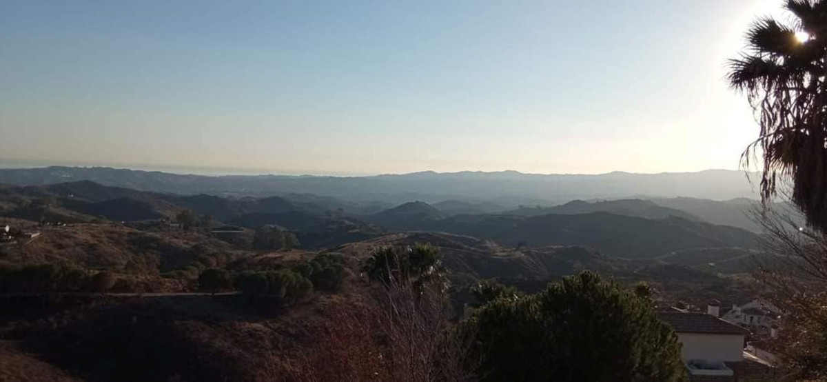 Terreno en venta en Valtocado, Mijas