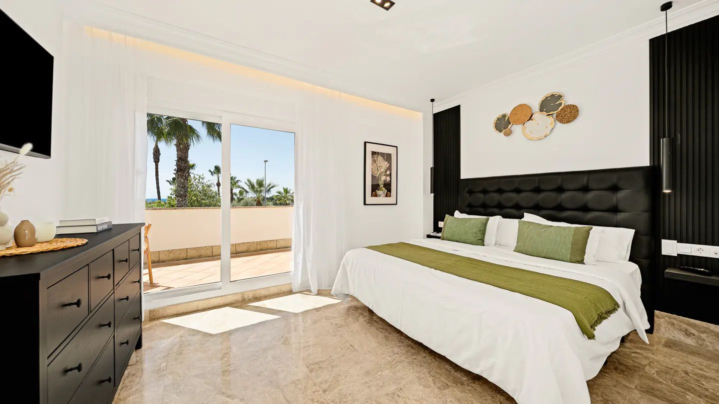 4 спални, 4 бани - Вила за продажба в Marbella