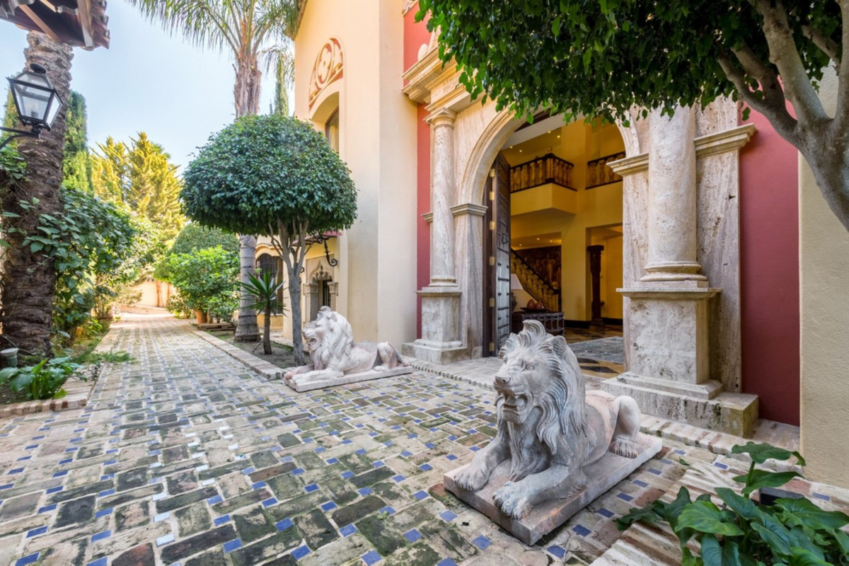 6 кровать 6 ванна Вилла для продажи в Sierra Blanca, Marbella
