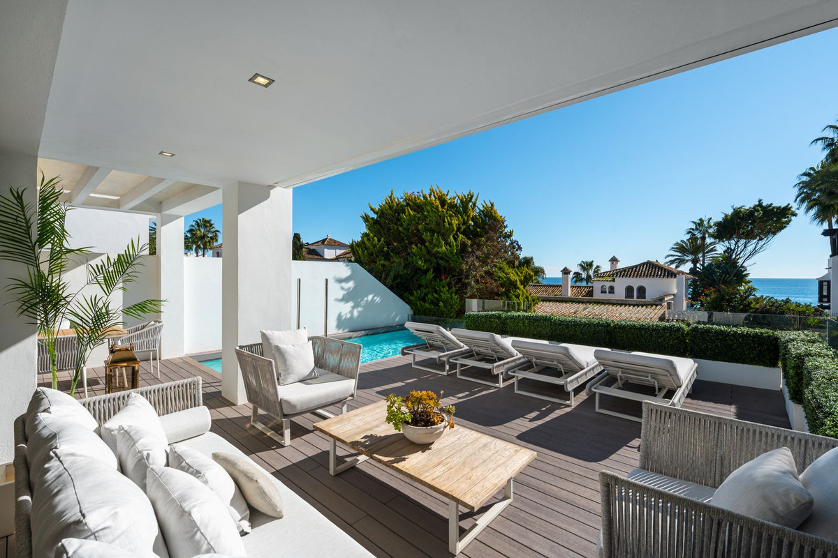 4 спални, 4 бани - Вила за продажба в Marbella Golden Mile