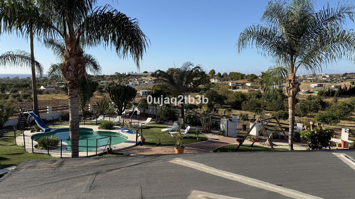 Plot for Sale in Estepona