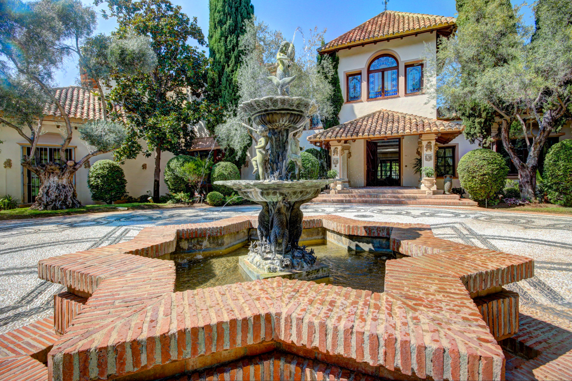 7 спални, 9 бани - Вила за продажба в La Zagaleta, Benahavis
