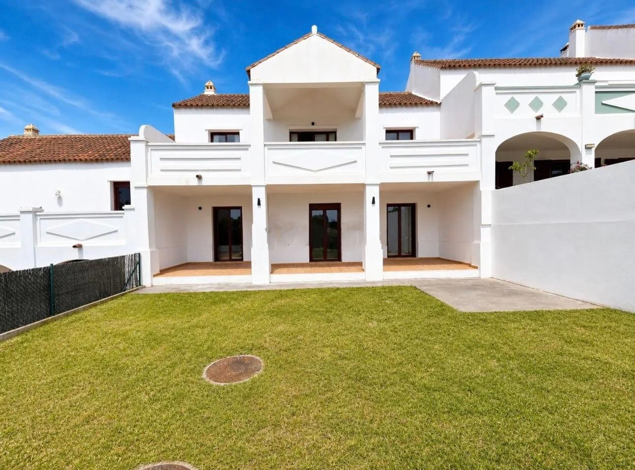 3 спални, 3 бани - Вила за продажба в Casares