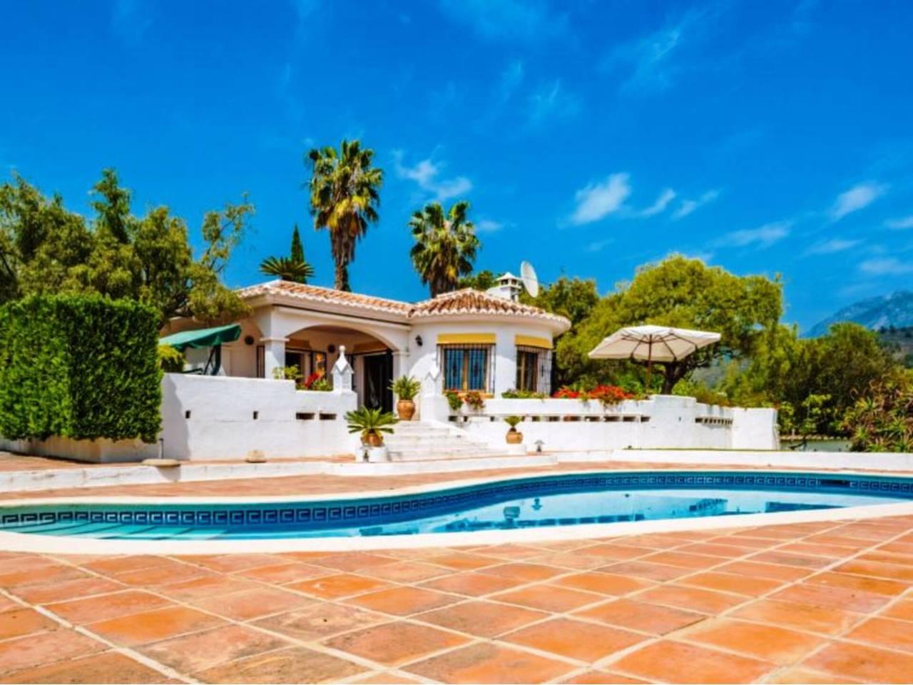 Casa Adosada de 3 Dormitorios y 3 Baños en alquiler vacacional en Frigiliana