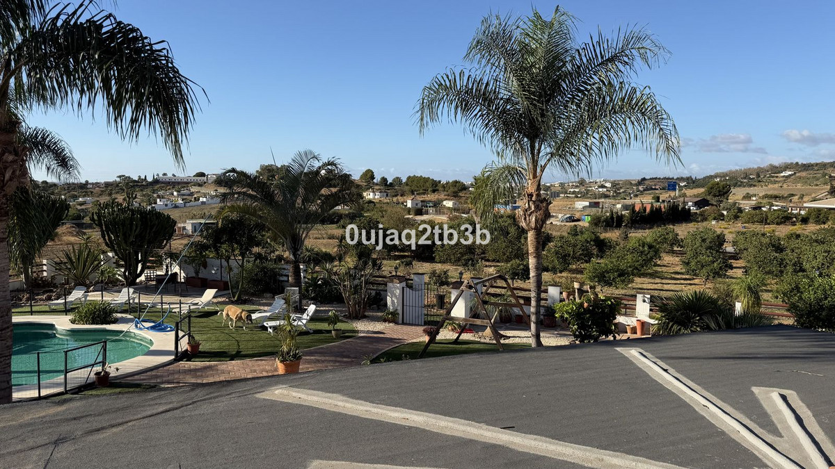 Plot for Sale in Estepona