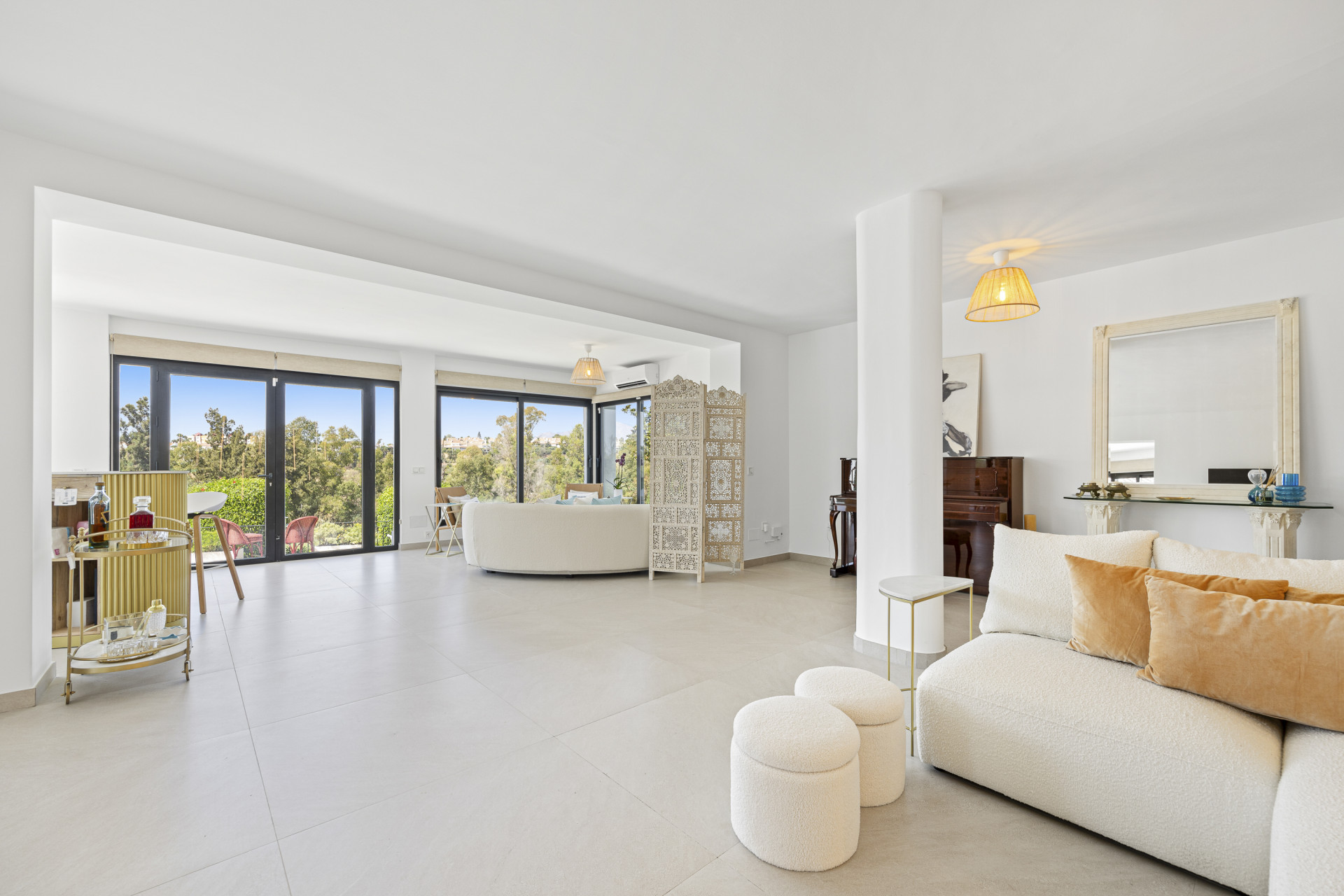 4 Bed, 5 Bath - Villa for Sale in Guadalmina Alta, San Pedro de Alcántara