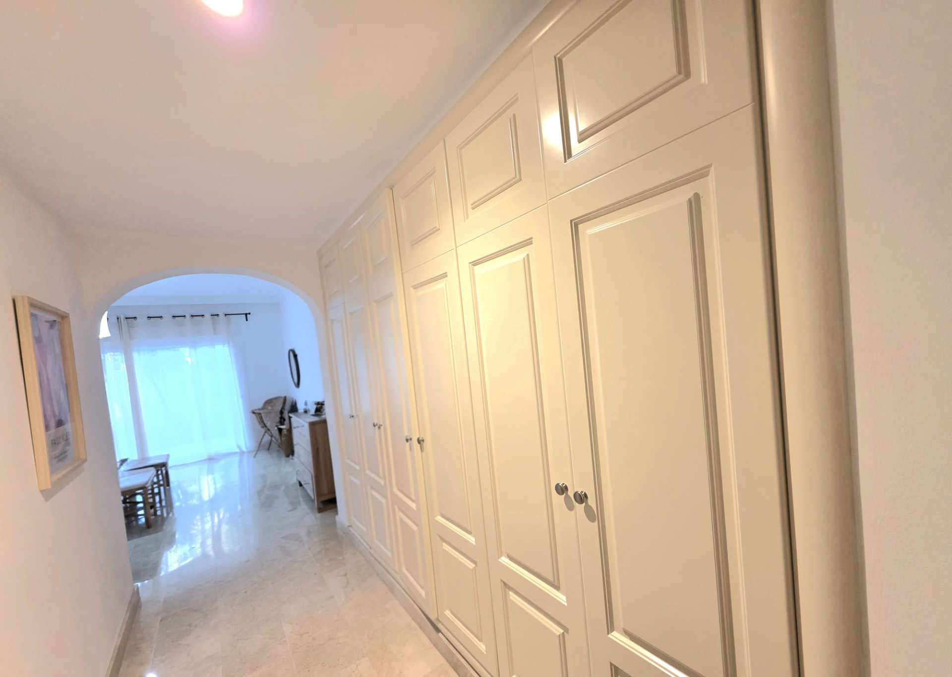Piso de 2 Dormitorios en alquiler en Milla de Oro, Marbella