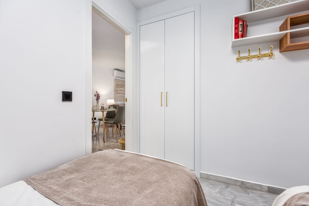 Piso de 2 Dormitorios y 1 Baño en venta en Riviera del Sol, Mijas