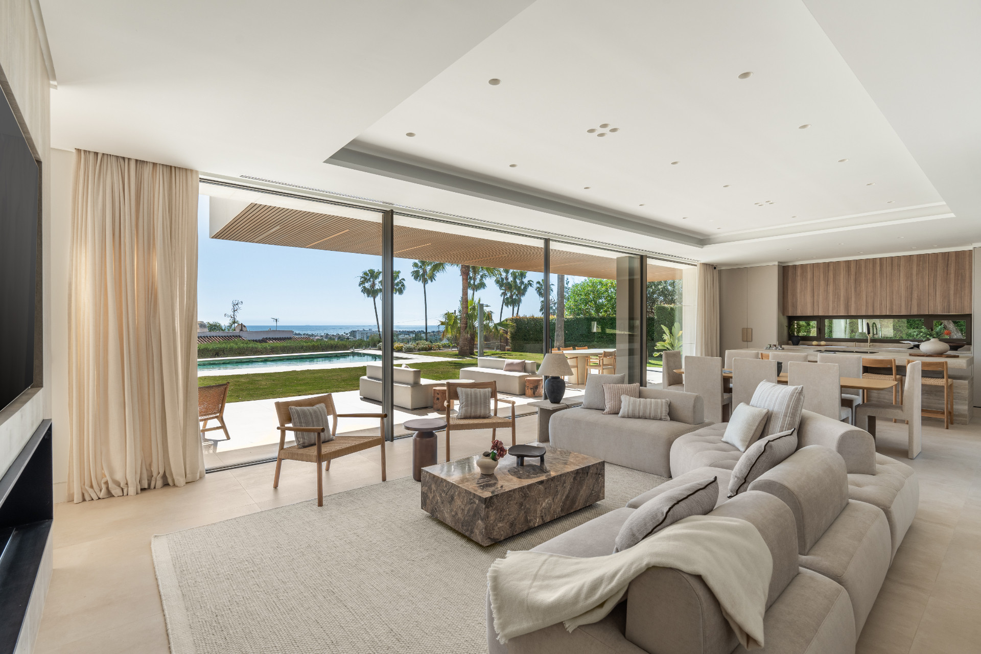 5 спални - Вила за продажба в Malaga
