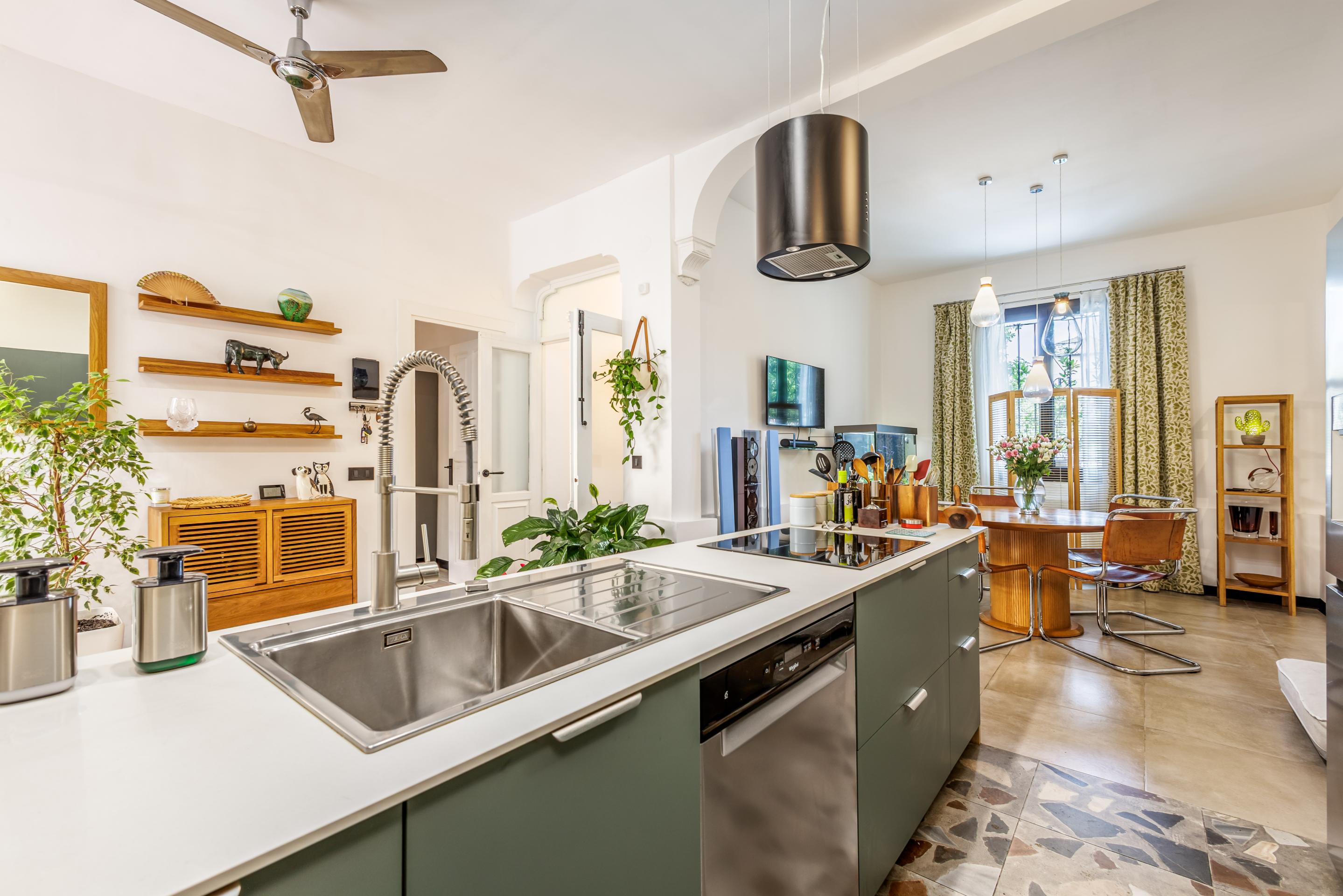Casa de 4 Dormitorios y 3 Baños en venta en Ciudad Jardín, Málaga