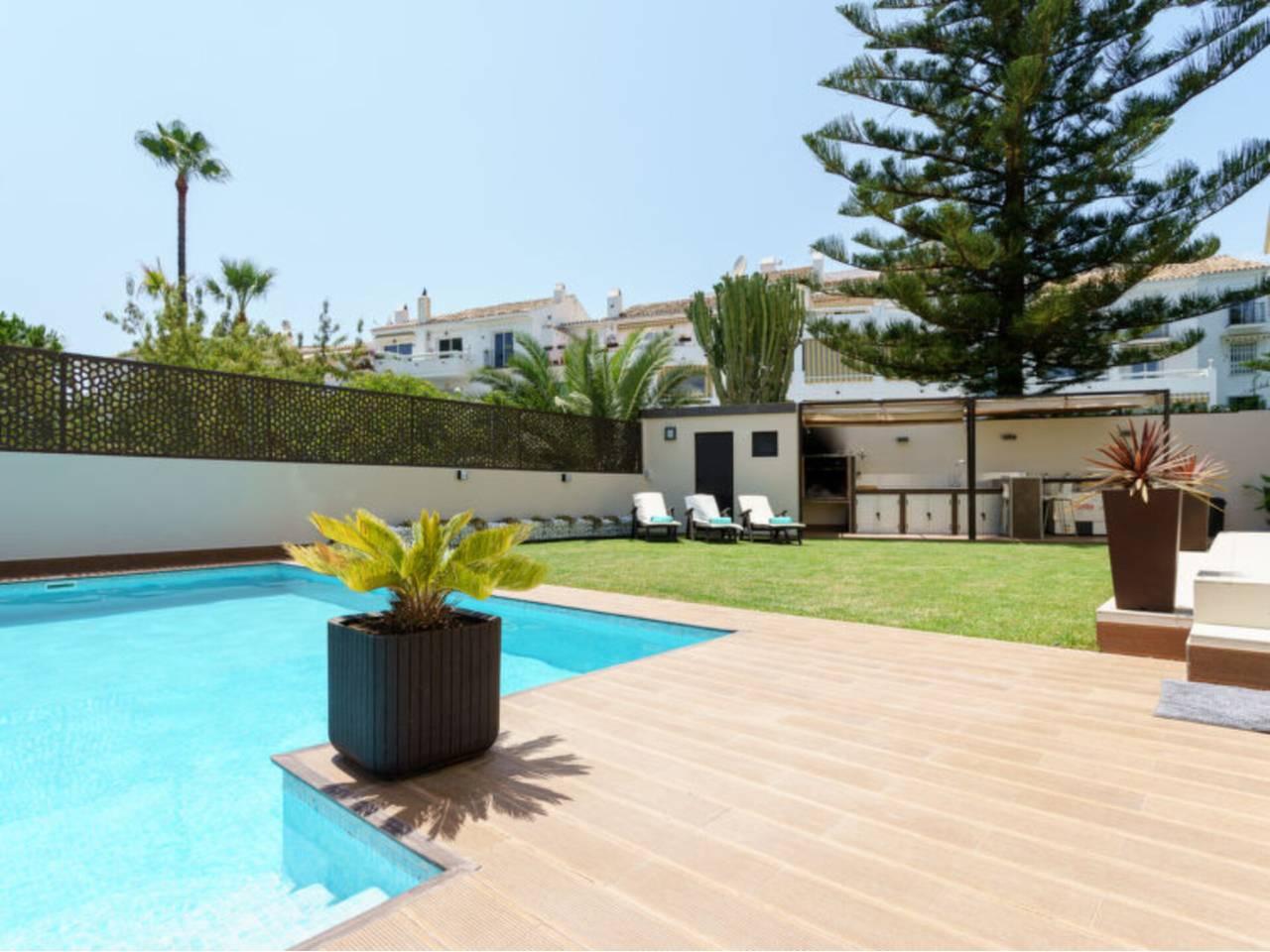 Casa de 4 Dormitorios y 3 Baños en alquiler vacacional en Mijas Pueblo