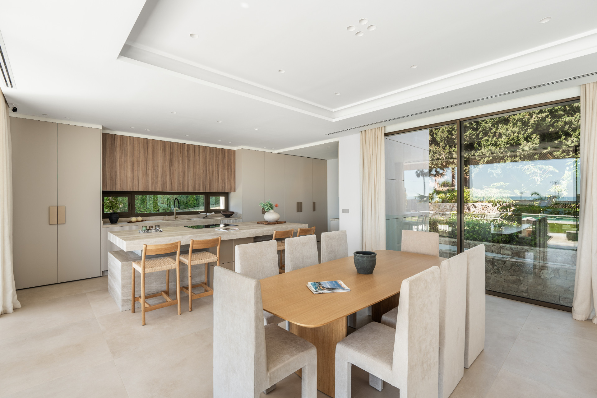 5 спални - Вила за продажба в Malaga