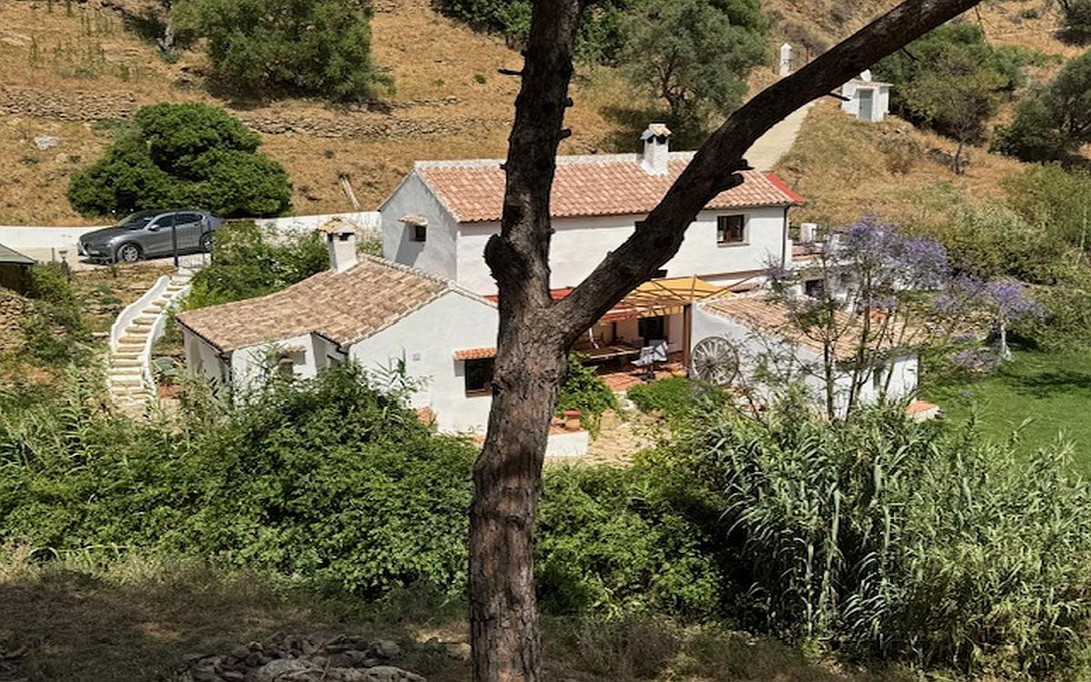 Casa de 3 Dormitorios y 3 Baños en venta en Casares