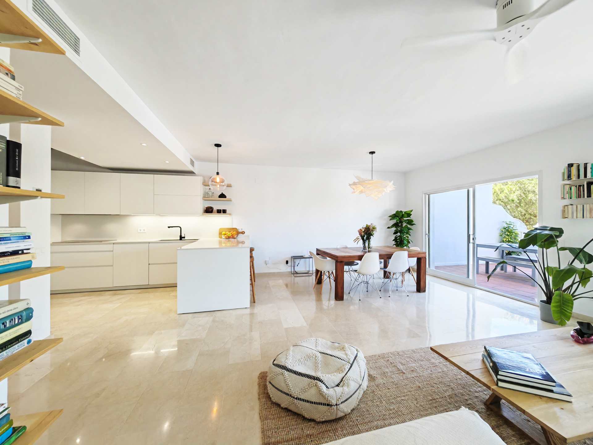 4 спални - Редова къща за продажба в La Quinta, Benahavis