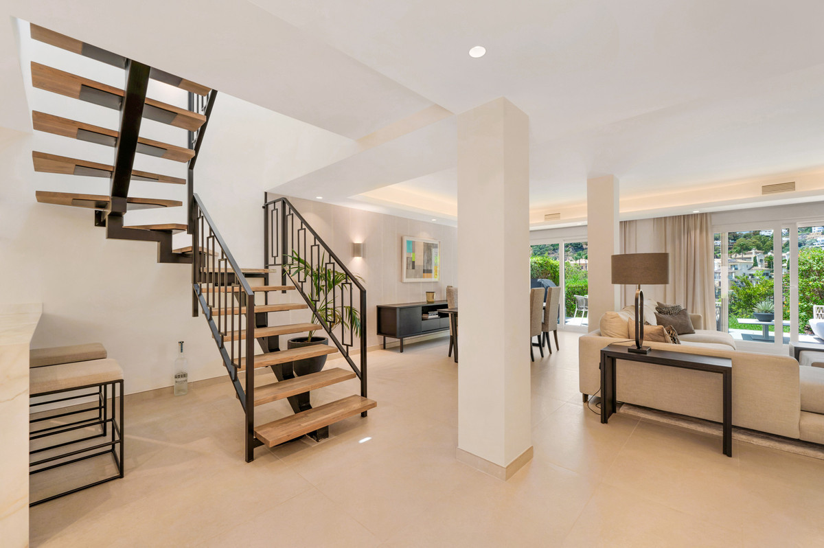 3 Bed - Townhouse for Sale in La Quinta, Benahavis