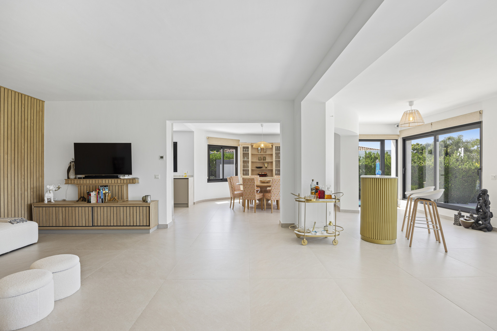 4 Bed, 5 Bath - Villa for Sale in Guadalmina Alta, San Pedro de Alcántara