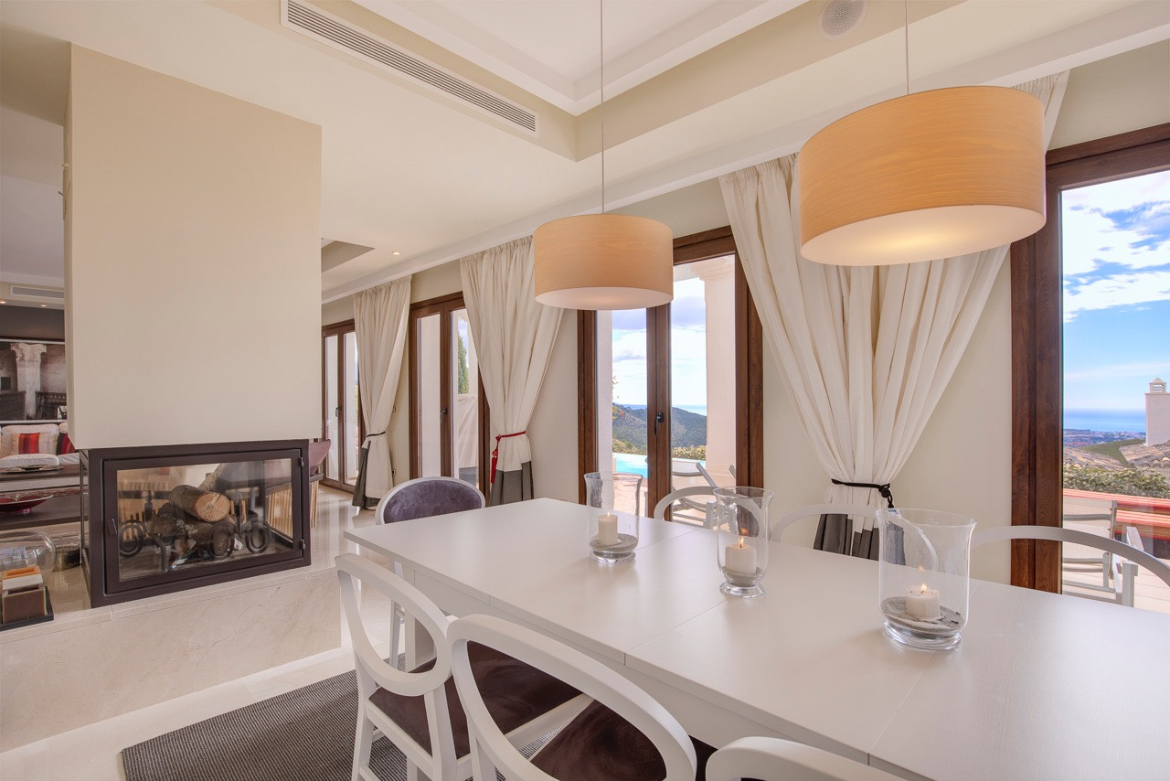 Casa de 5 Dormitorios y 5 Baños en venta en Benahavís