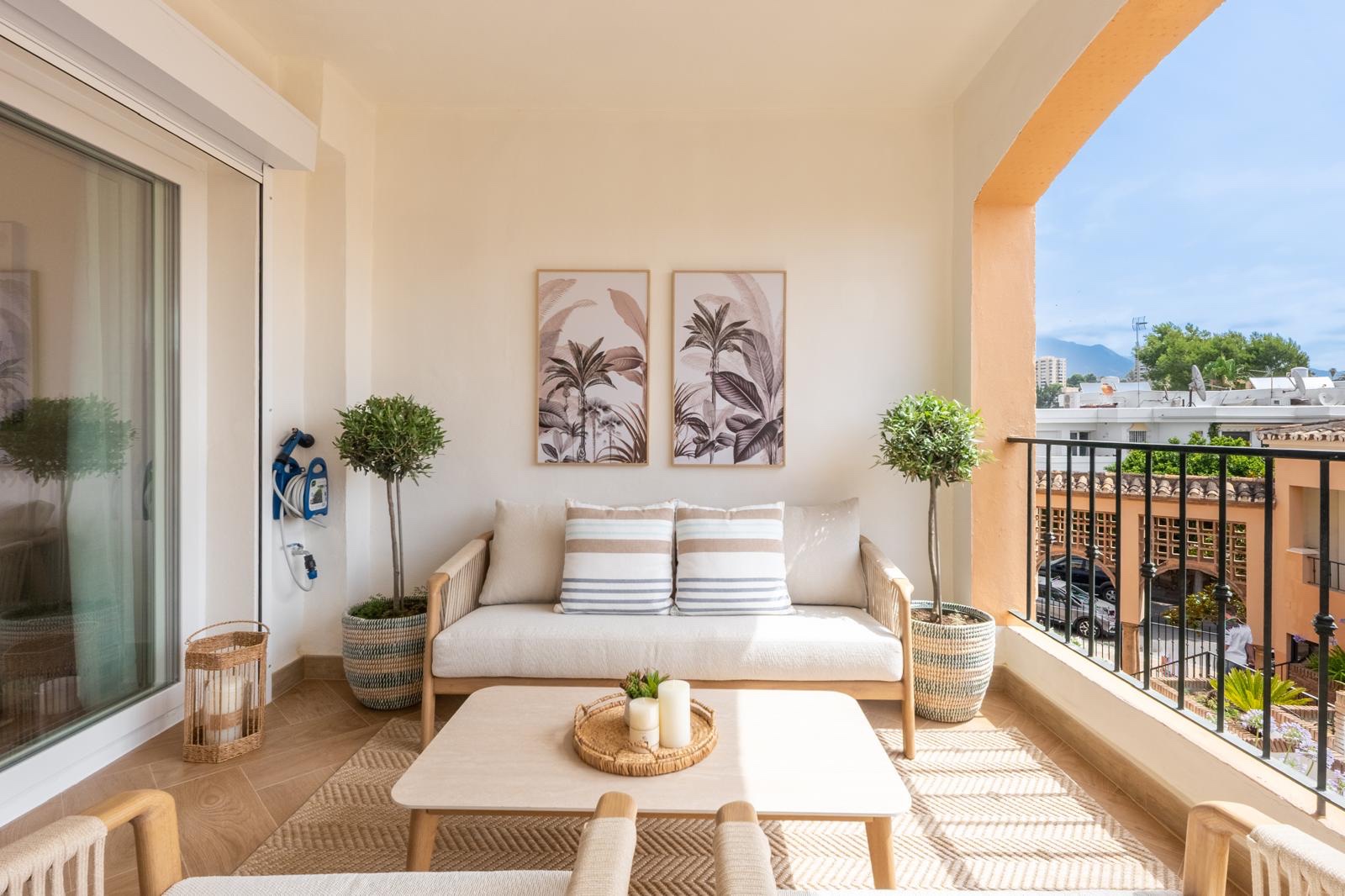 Piso de 3 Dormitorios en venta en Nueva Andalucía, Marbella