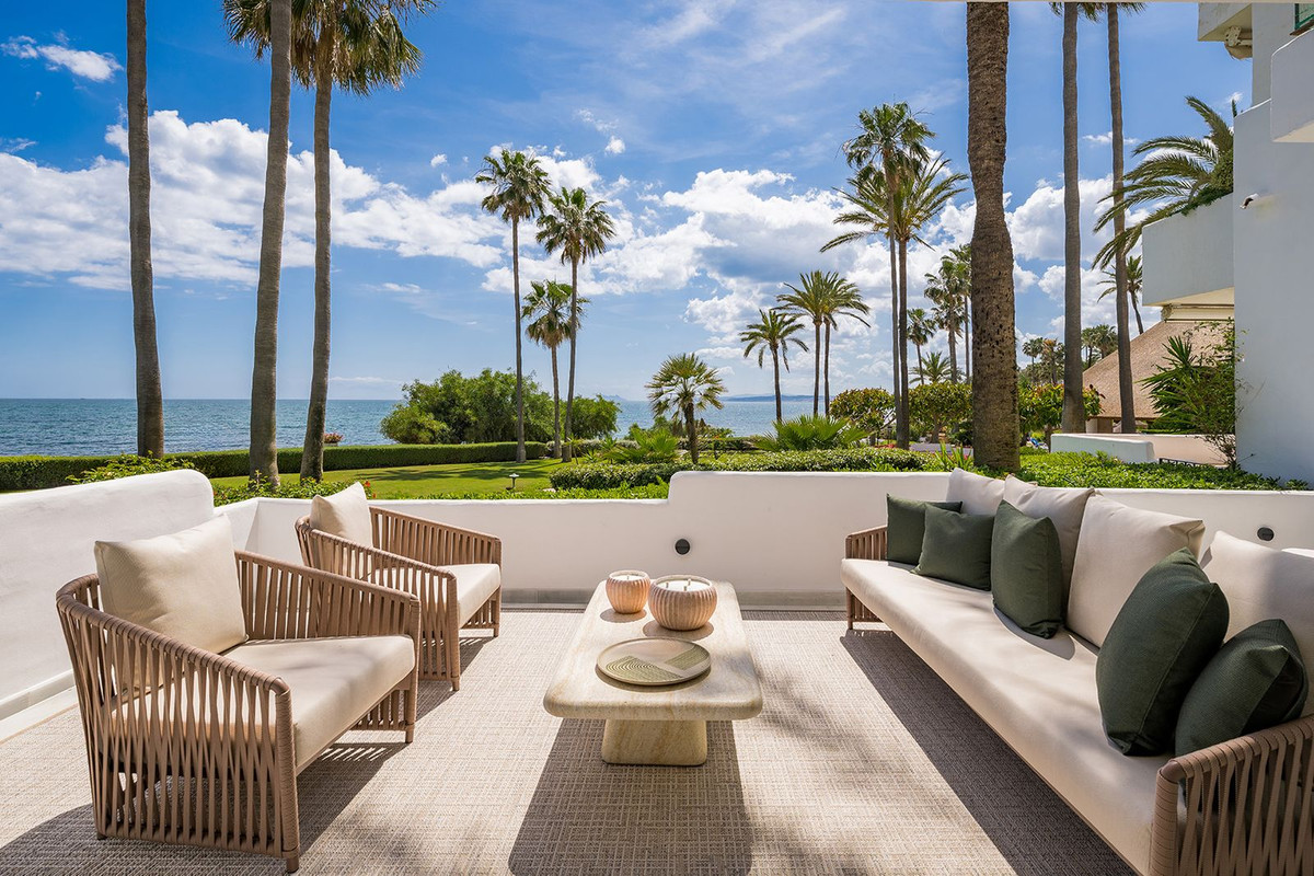 3 спални - Апартамент за продажба в Estepona