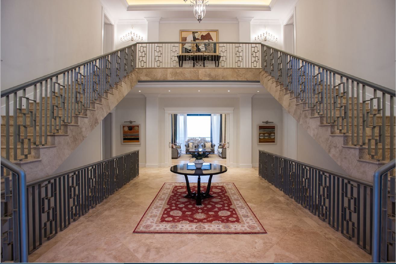 7 Bed, 11 Bath - Villa for Sale in Marbella Golden Mile