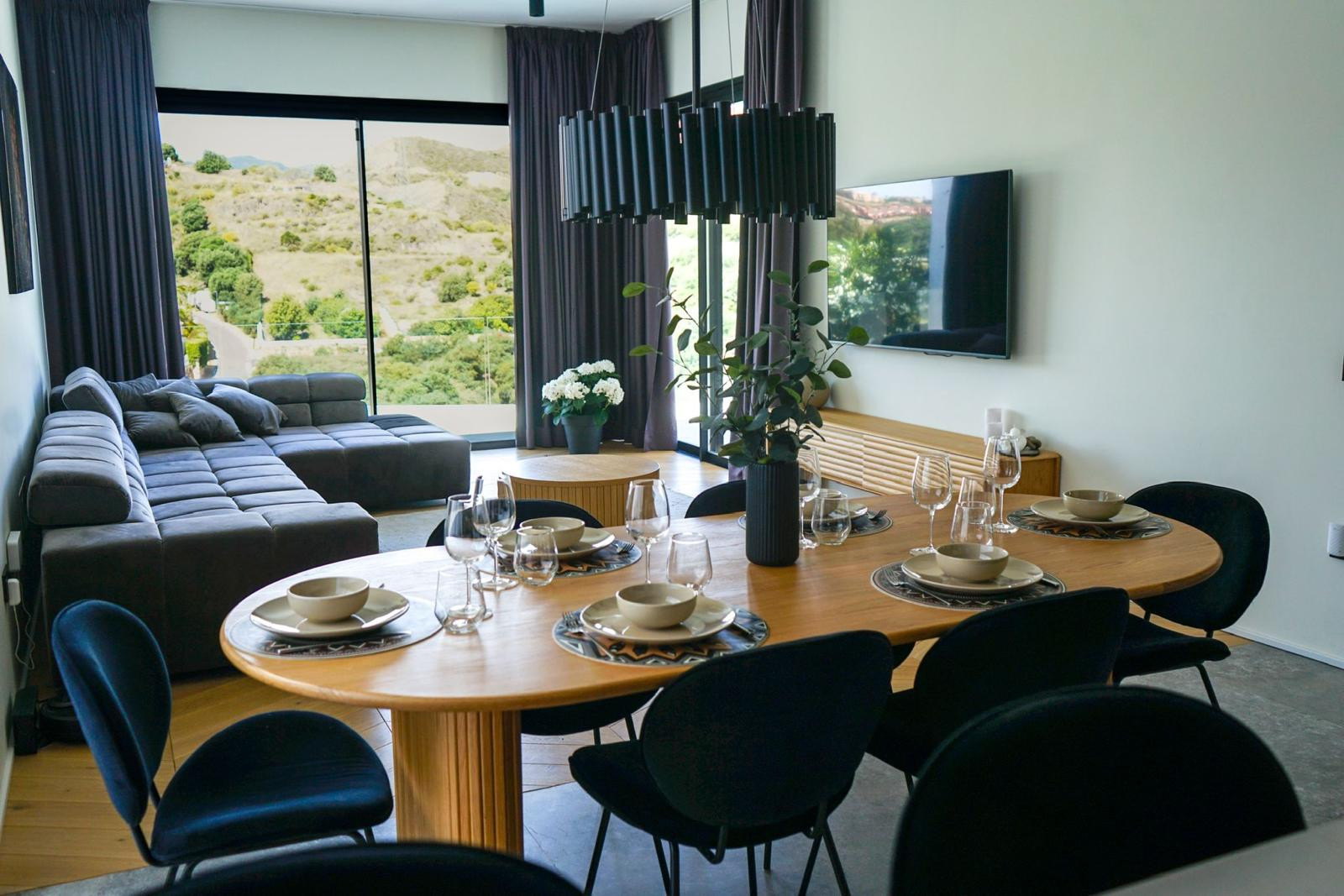 Casa de 5 Dormitorios en alquiler en La Alquería, Benahavís
