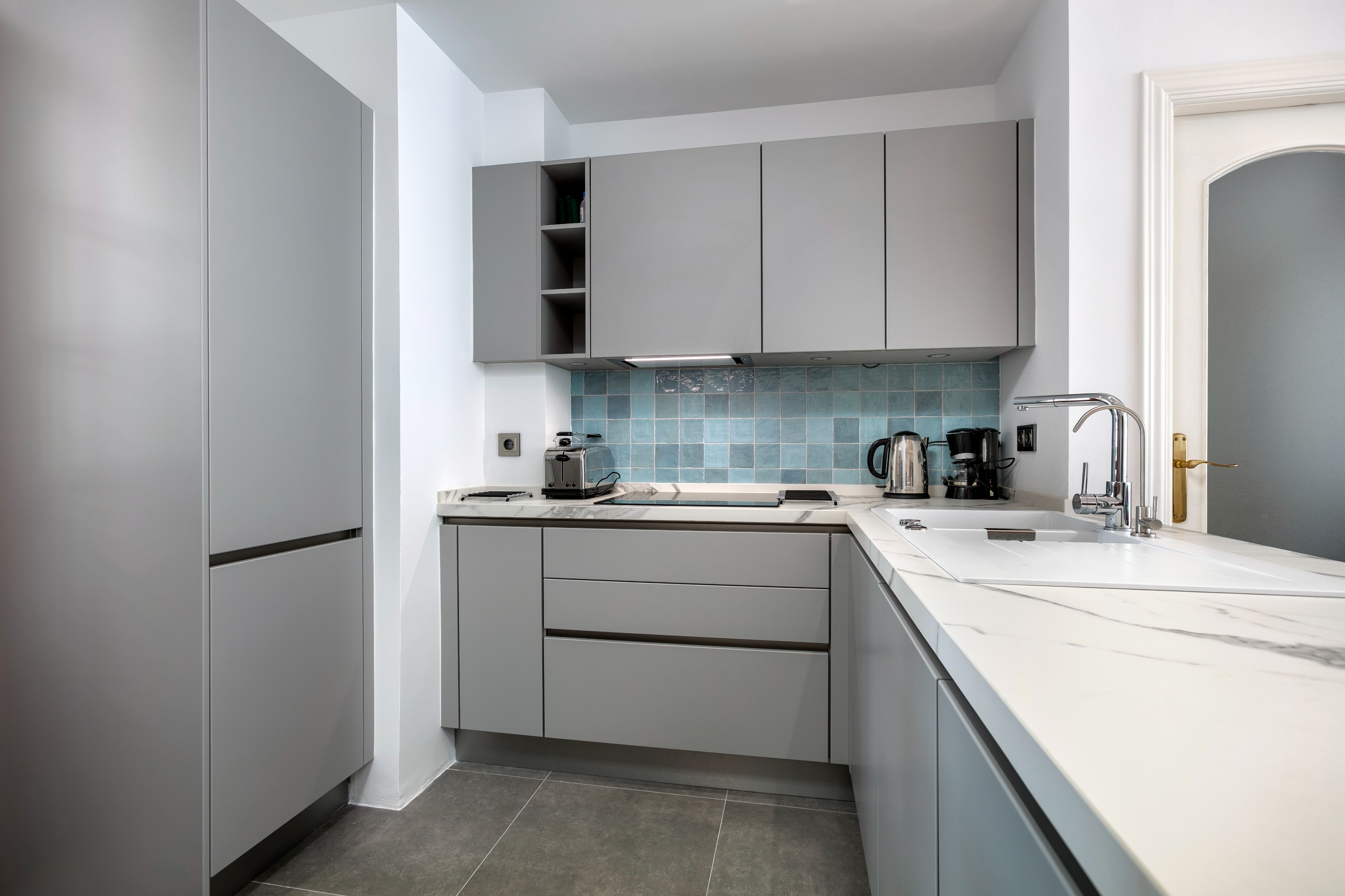 Ático de 3 Dormitorios y 2 Baños en alquiler vacacional en Milla de Oro, Marbella