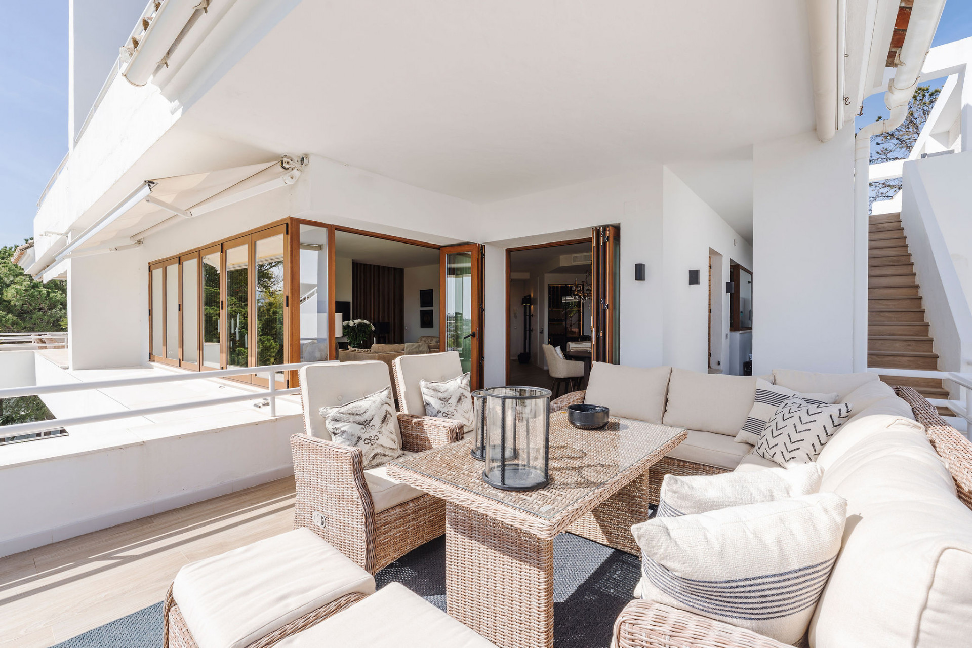 3 Bed, 3 Bath - Penthouse for Sale in Nueva Andalucia, Marbella