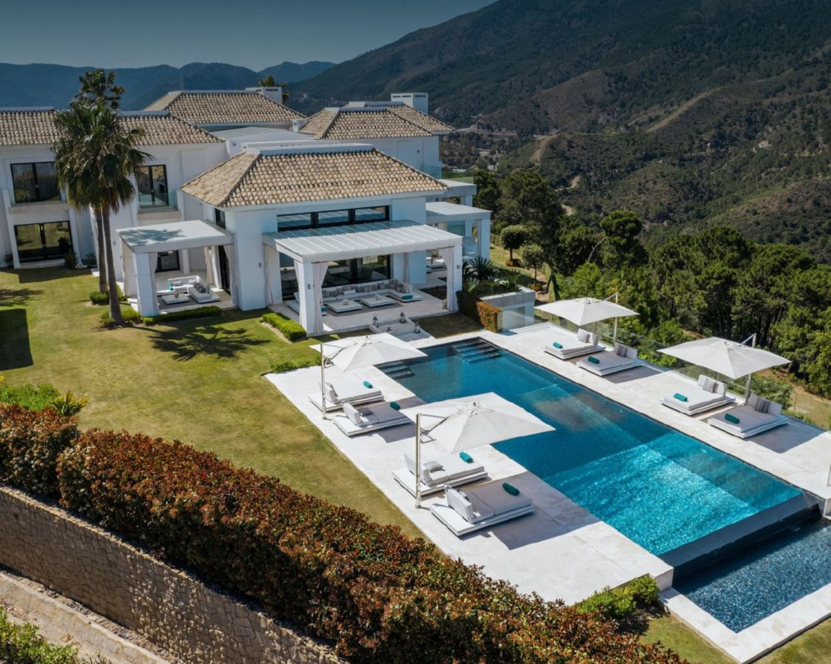 Casa de 7 Dormitorios en venta en La Zagaleta, Benahavís