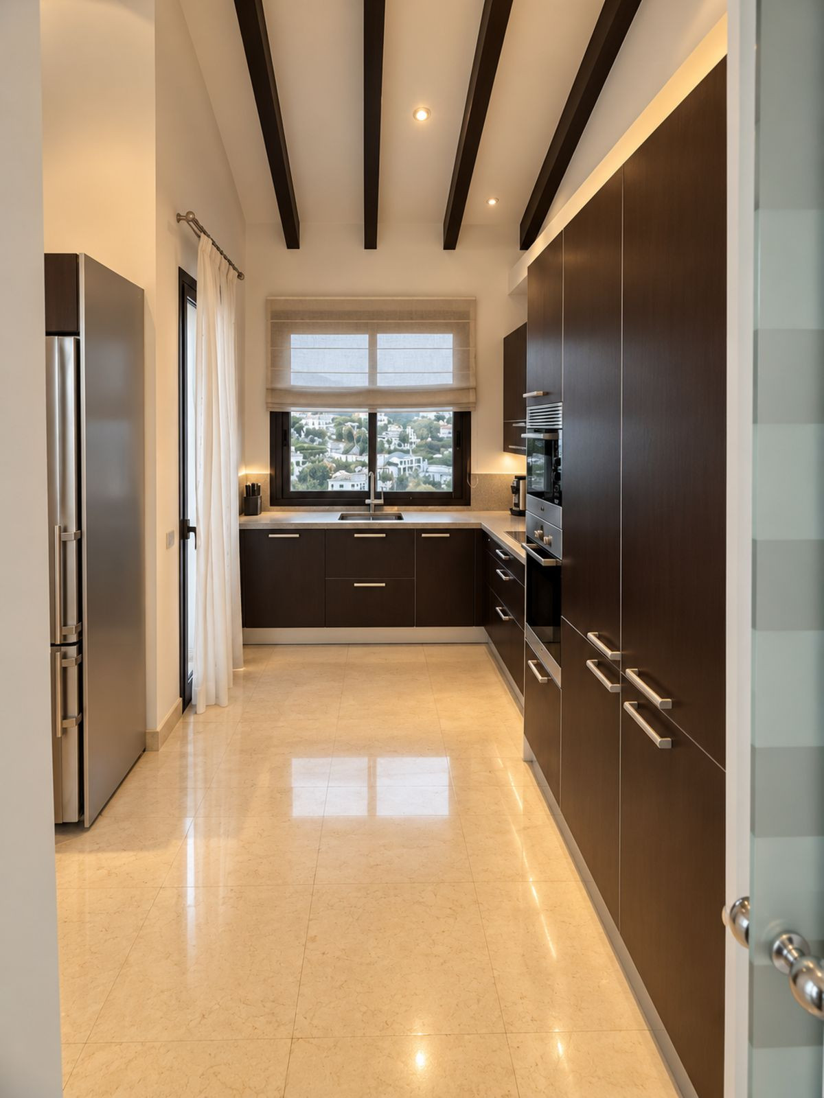 3 Bed, 4 Bath - Penthouse for Rent in Benahavis