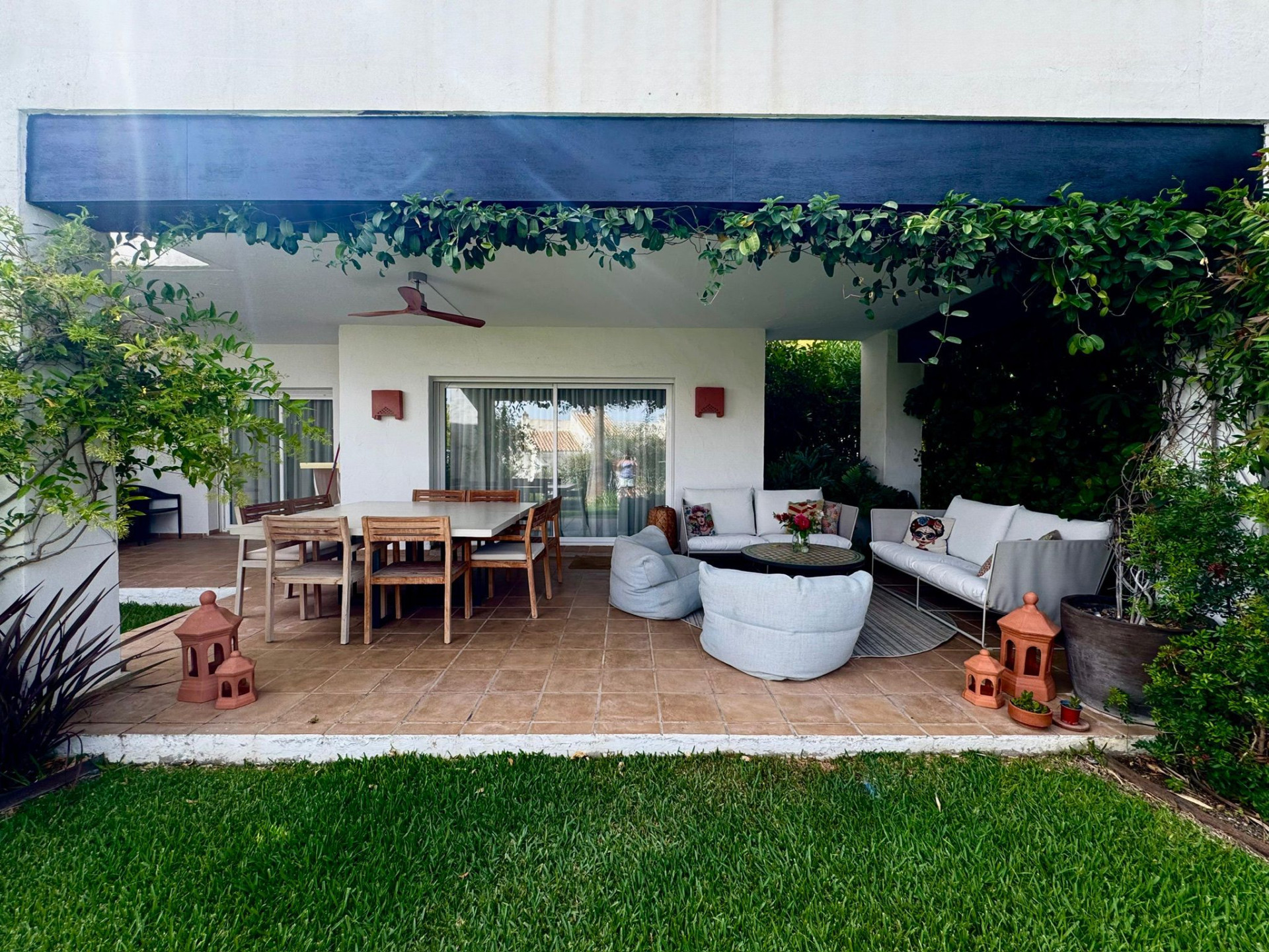 2 Bed - Apartment for Rent in Nueva Andalucia, Marbella