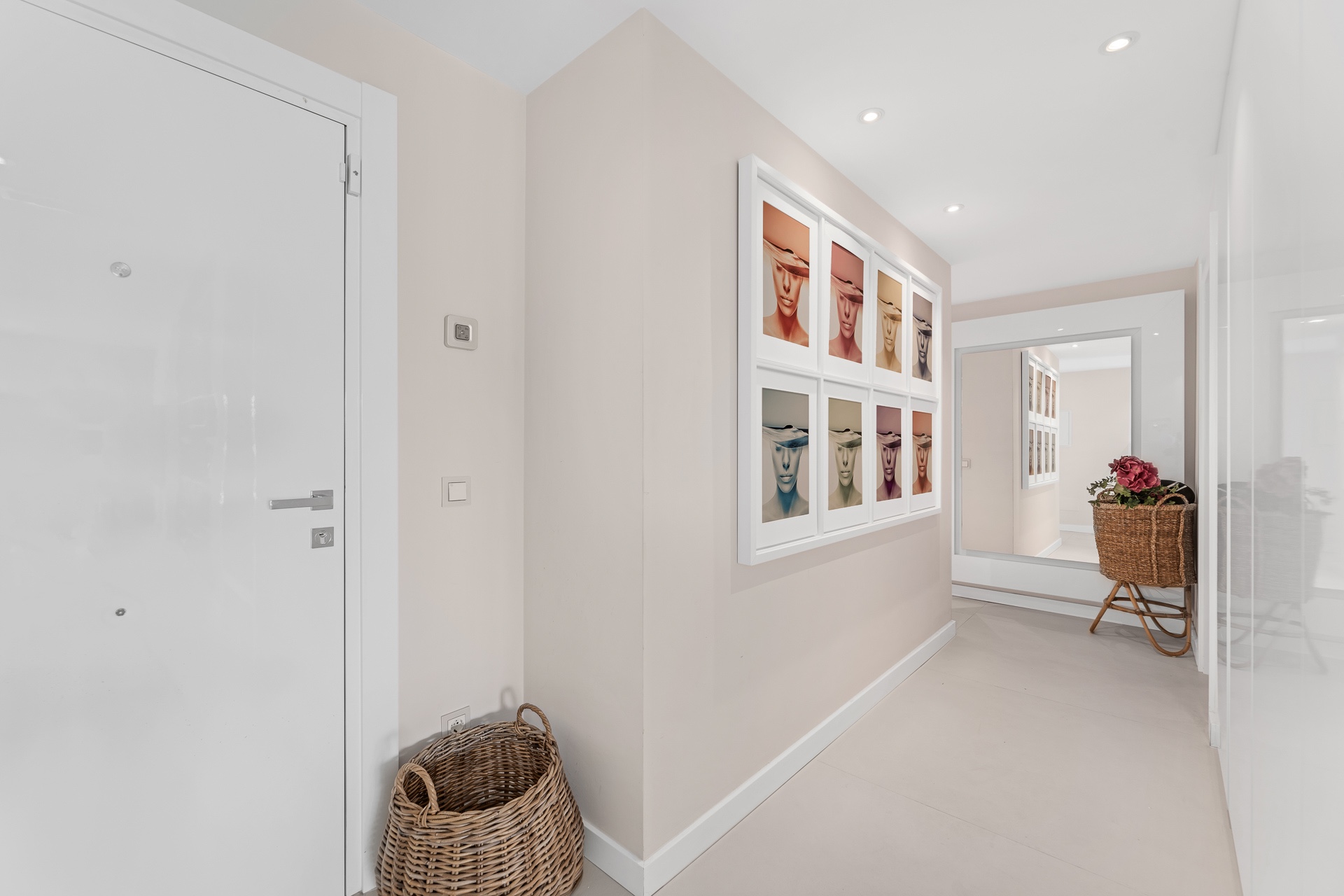 Piso de 3 Dormitorios en venta en Milla de Oro, Marbella