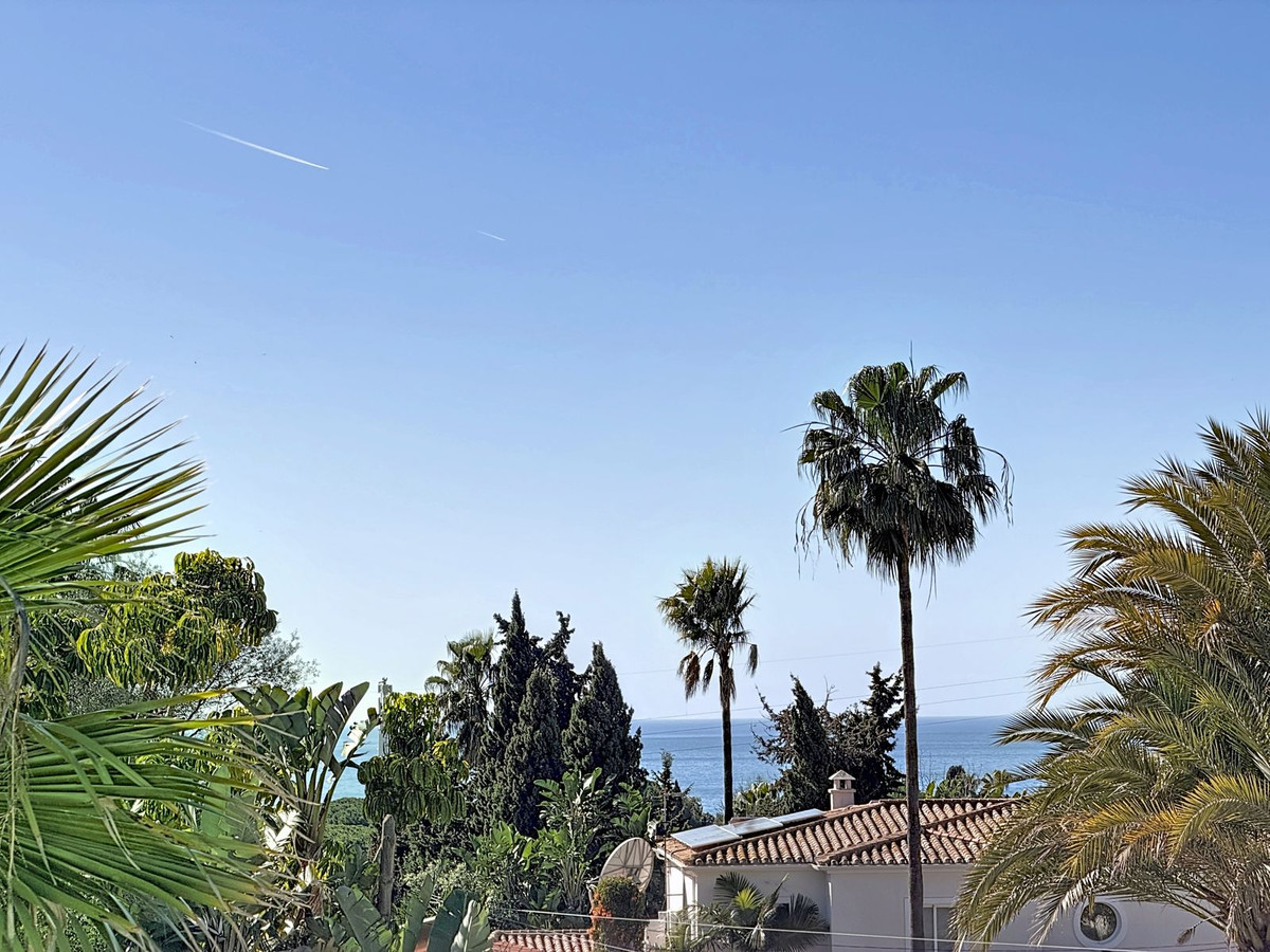 Casa de 5 Dormitorios en venta en Nagüeles, Marbella