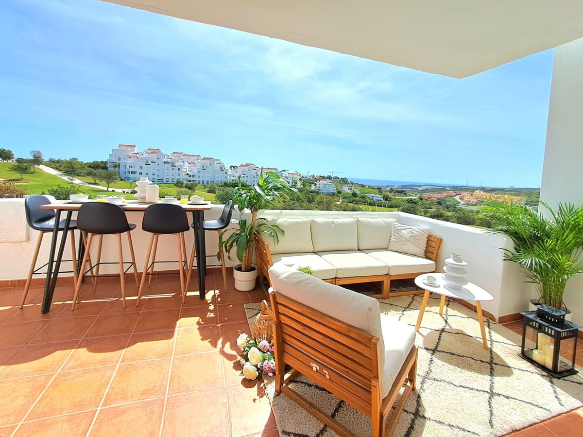 2 Bed, 2 Bath - Apartment for Sale in Estepona