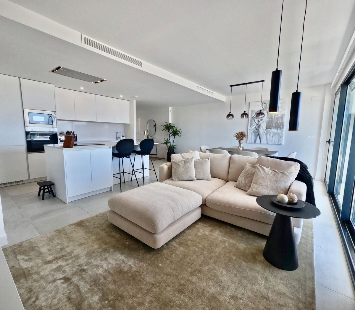 3 Bed, 2 Bath - Apartment for Rent in New Golden Mile, Estepona