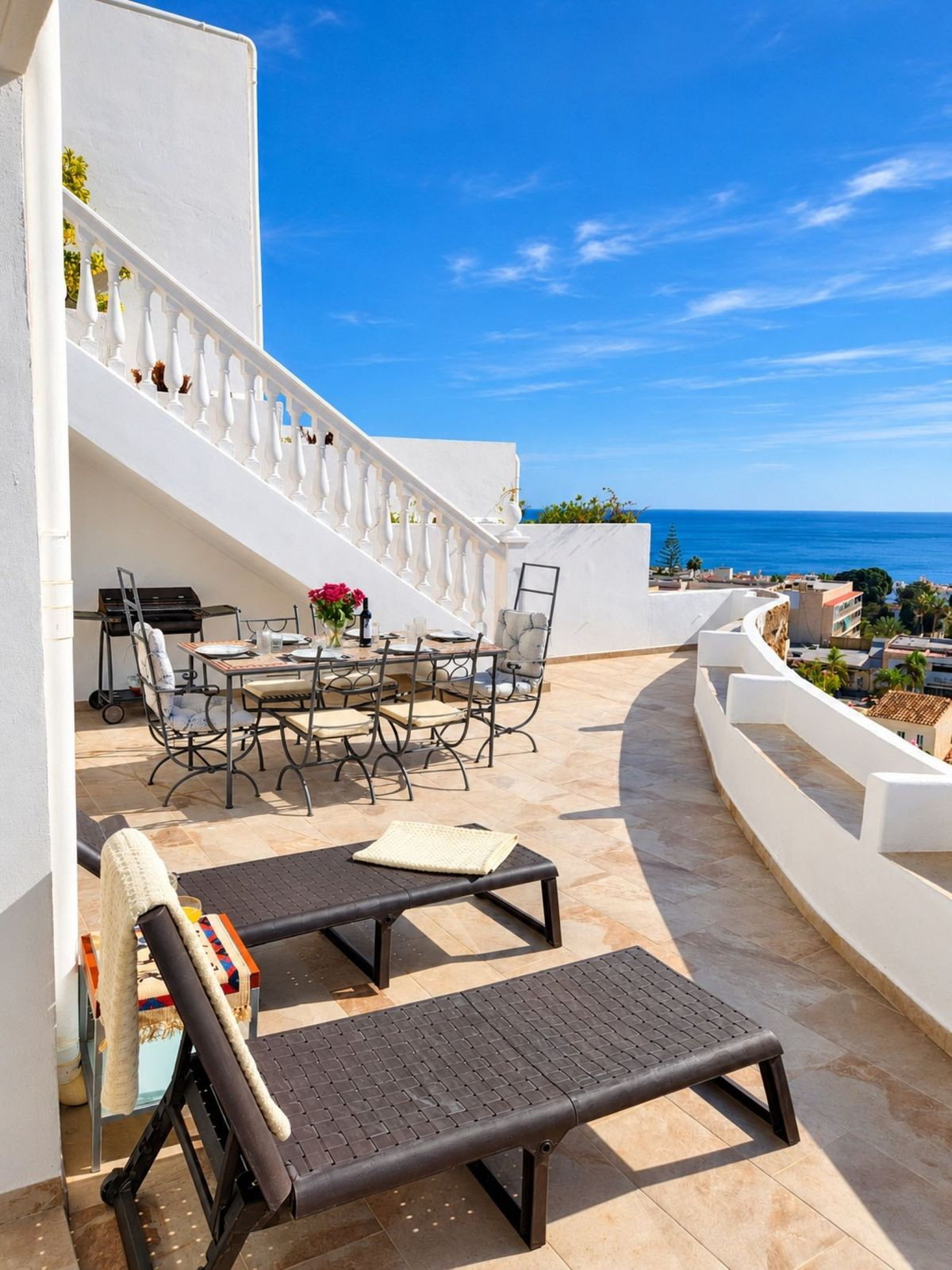 2 спални, 3 бани - Апартамент за продажба в Torremolinos