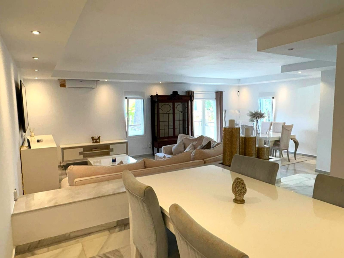 3 Bed - Townhouse for Rent in Nueva Andalucia, Marbella