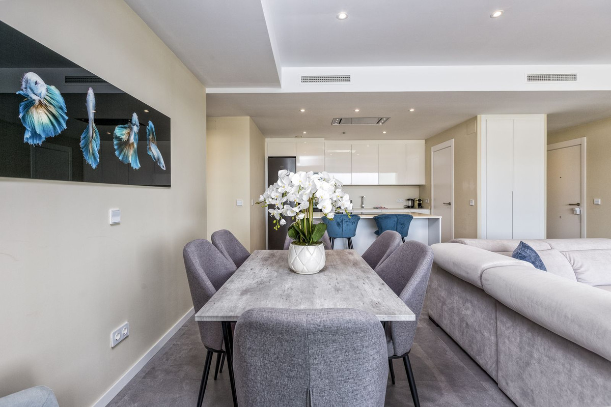 Piso de 2 Dormitorios en venta en Fuengirola
