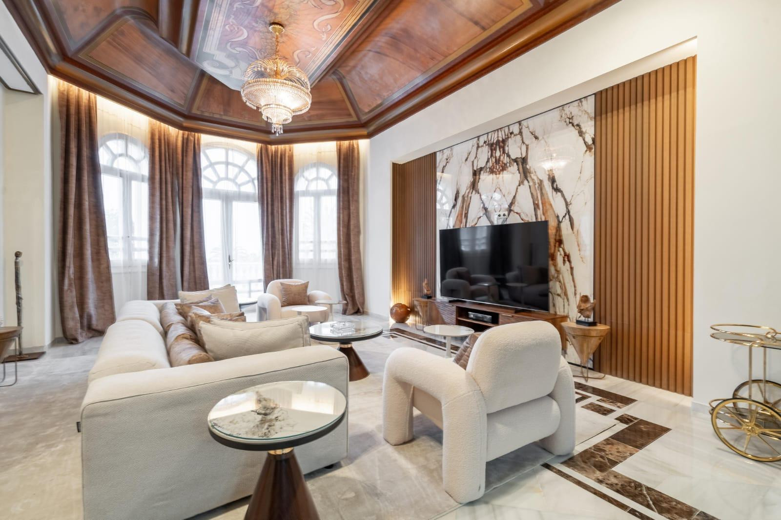 Casa de 9 Dormitorios y 10 Baños en alquiler en Nueva Andalucía, Marbella