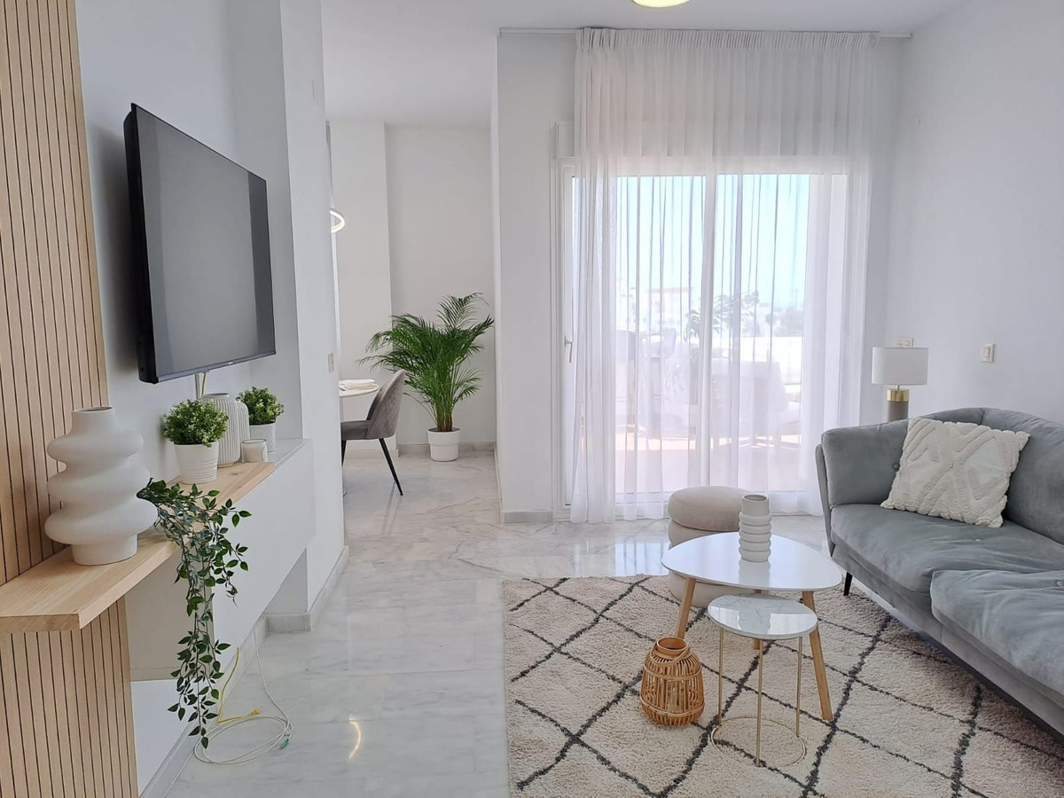 2 Bed, 2 Bath - Apartment for Sale in Estepona