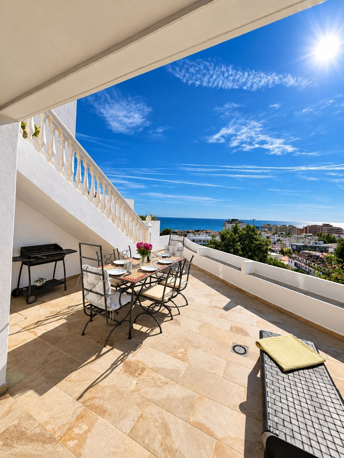 2 спални, 3 бани - Апартамент за продажба в Torremolinos