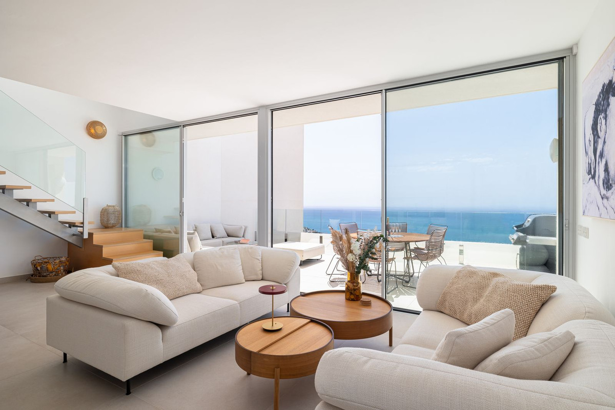 Ático de 3 Dormitorios en venta en Benalmádena