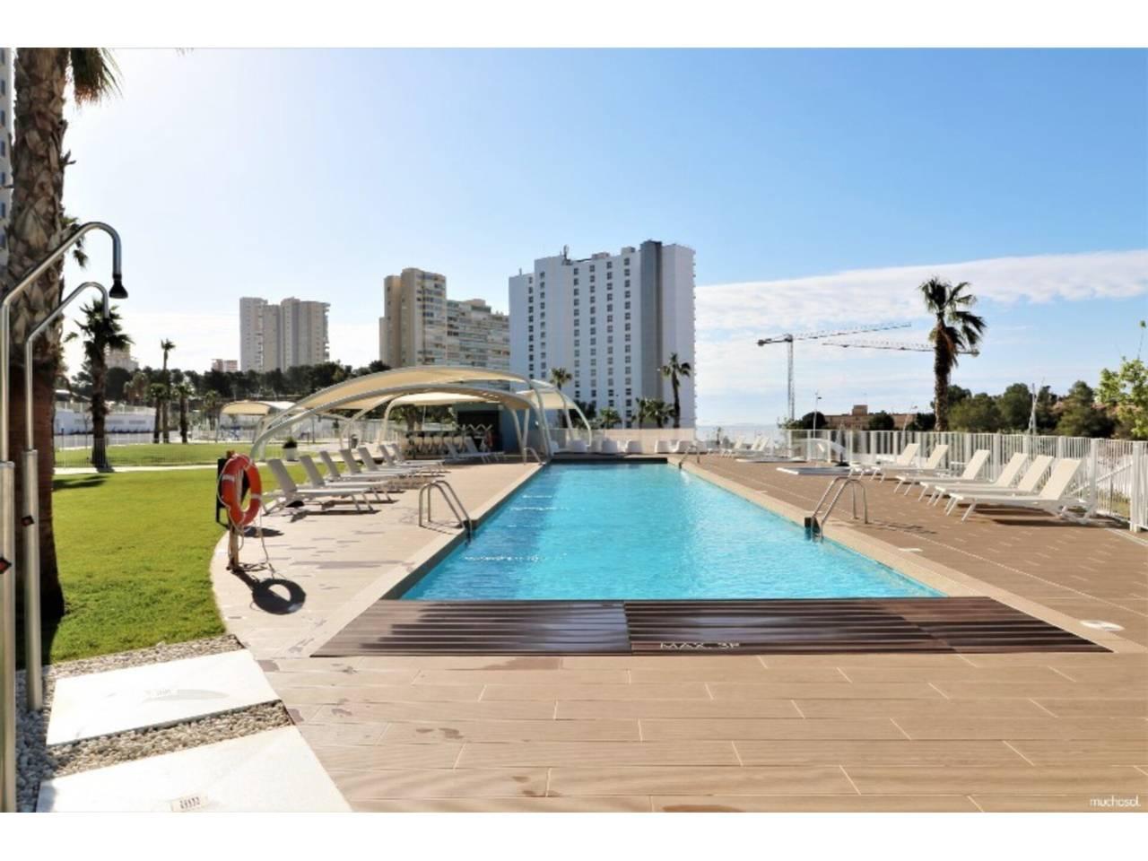 Piso de 3 Dormitorios y 2 Baños en alquiler vacacional en Benidorm Centro Urbano