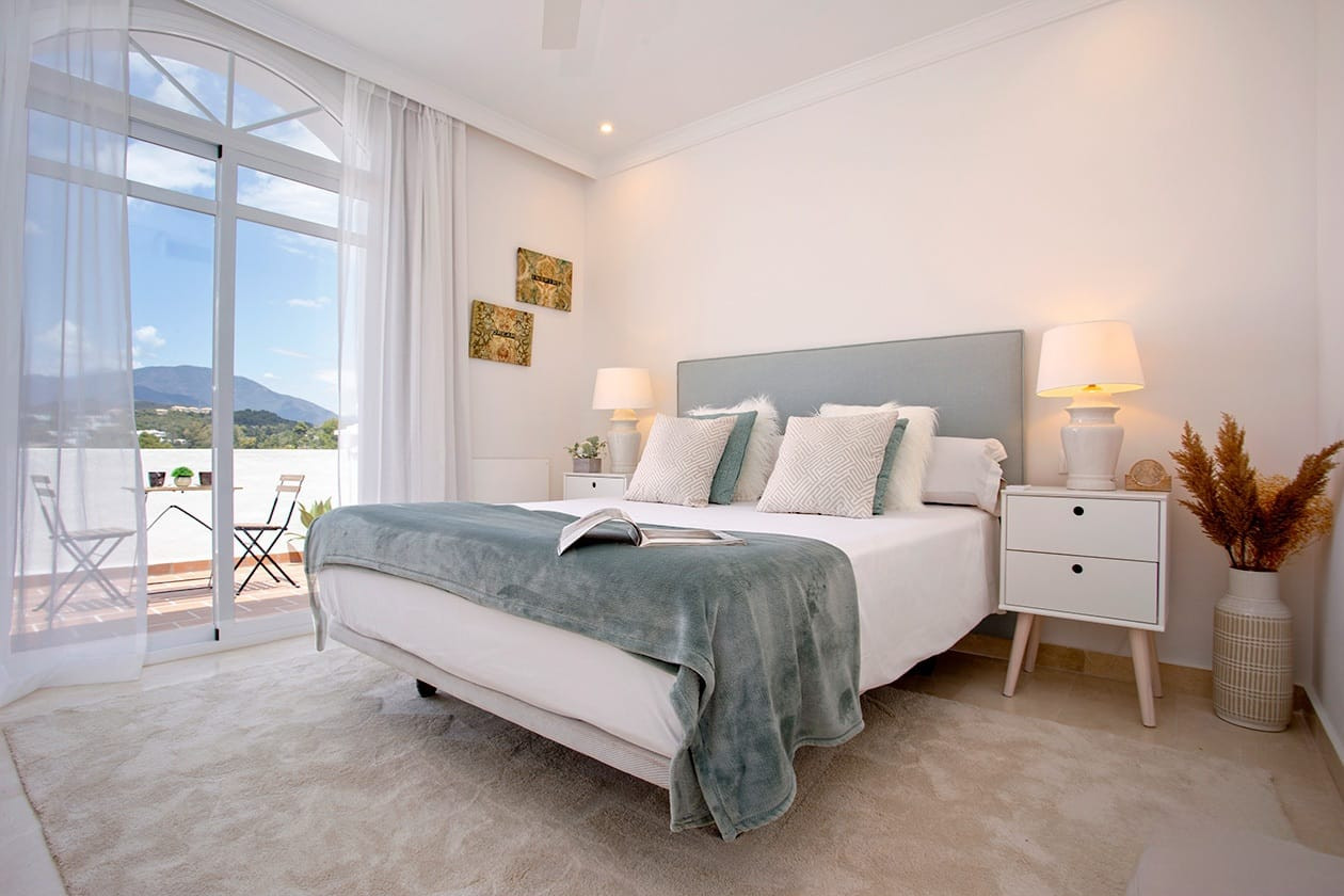 Casa de 3 Dormitorios y 2 Baños en alquiler en Nueva Andalucía, Marbella