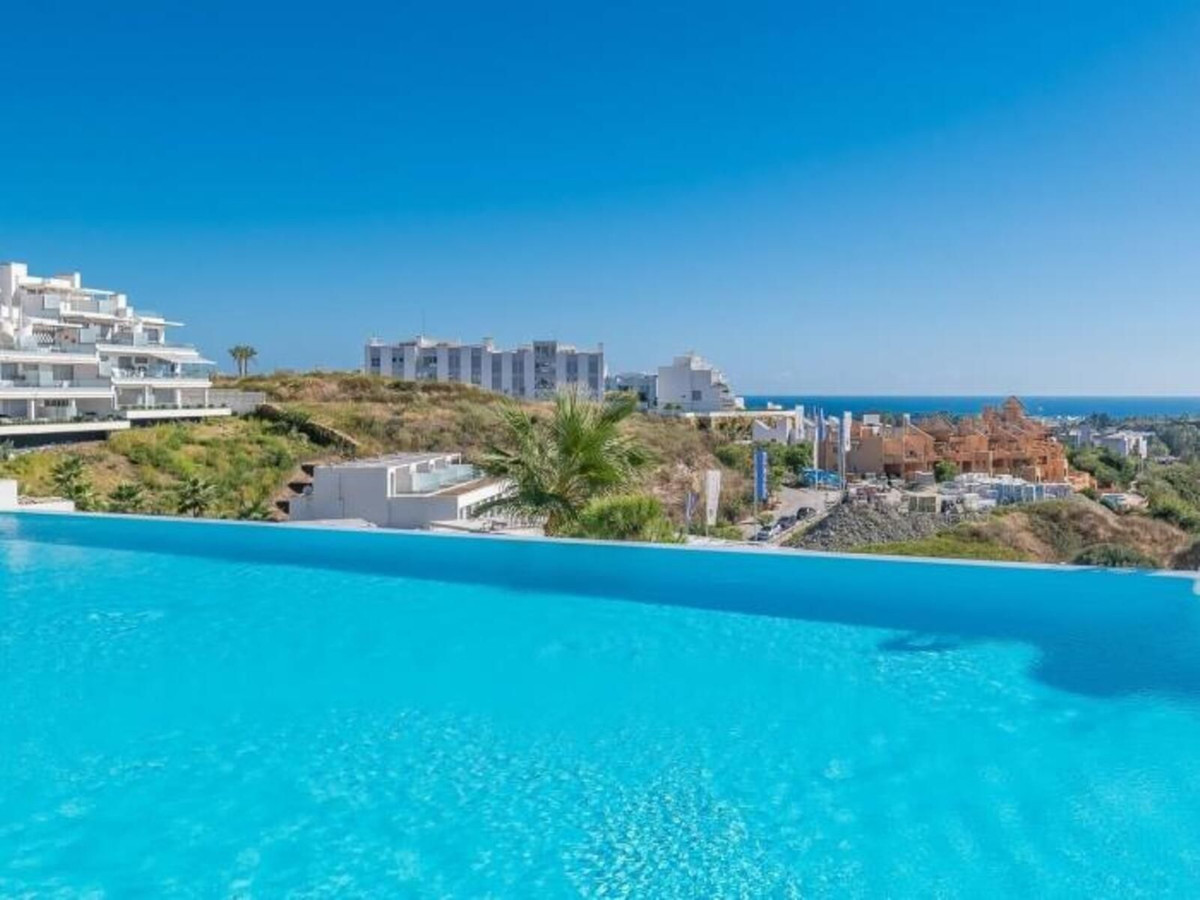 3 Bed - Townhouse for Rent in Cancelada, Estepona