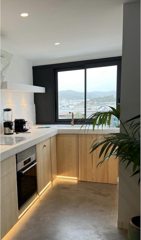 Piso de 3 Dormitorios en venta en Talamanca, Eivissa