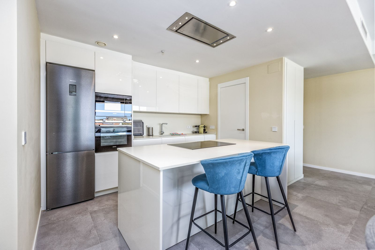 Piso de 2 Dormitorios en venta en Fuengirola