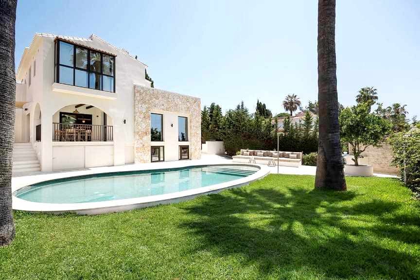 Casa de 6 Dormitorios en alquiler vacacional en Marbella Centro