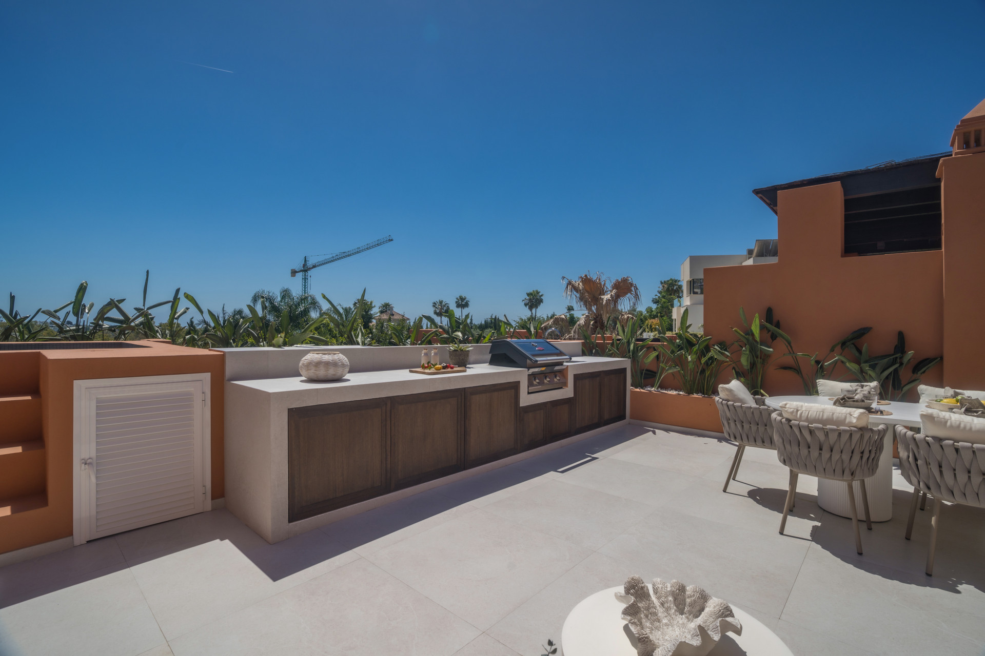 4 Bed, 3 Bath - Penthouse for Sale in Nueva Andalucia, Marbella