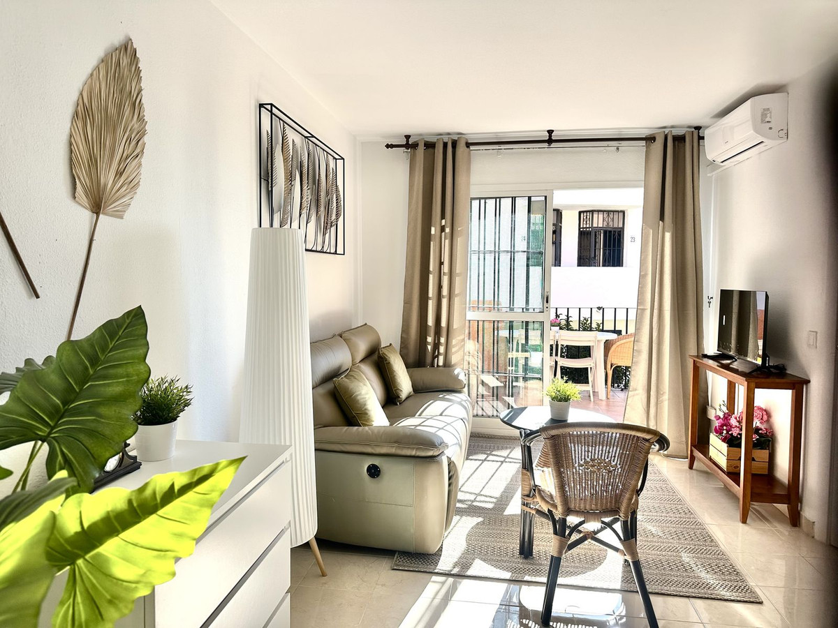 2 Bed - Apartment for Sale in Calahonda